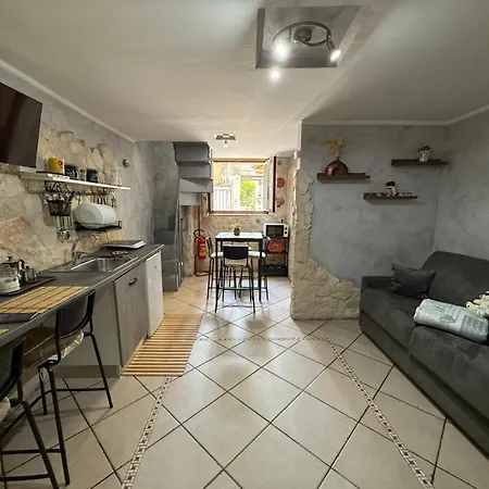 Scotti House-2